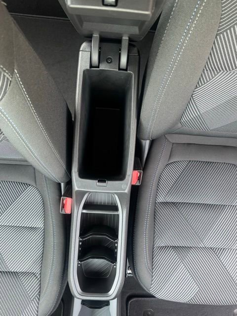 2027 Chevrolet Bolt LT - Photo 25