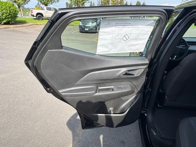 2027 Chevrolet Bolt LT - Photo 10