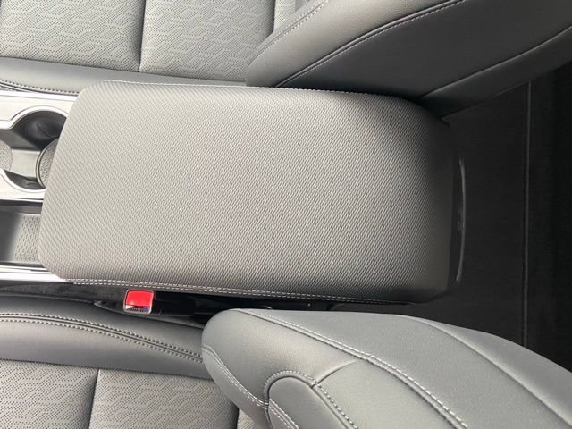 2027 Chevrolet Equinox LT - Photo 33
