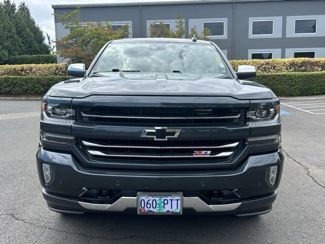 2018 Chevrolet Silverado 1500 LTZ photo 2