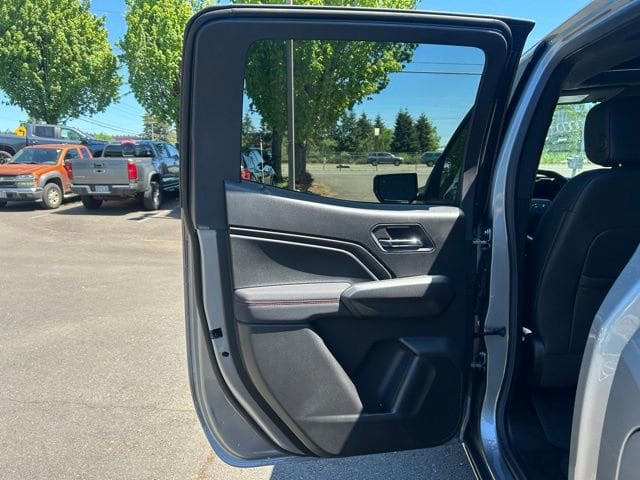 2026 Chevrolet Colorado Z71 - Photo 10