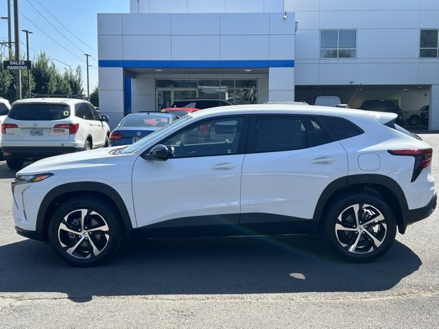 2025 Chevrolet Trax photo 4