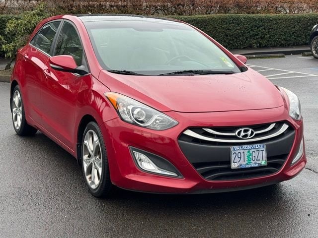 2013 Hyundai Elantra GT Base's photo