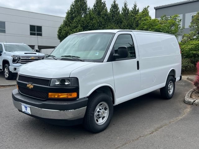 2026 Chevrolet Express Cargo Work Van - Photo 3