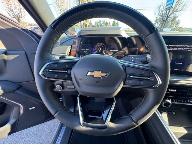 2026 Chevrolet Suburban Premier - Photo 25