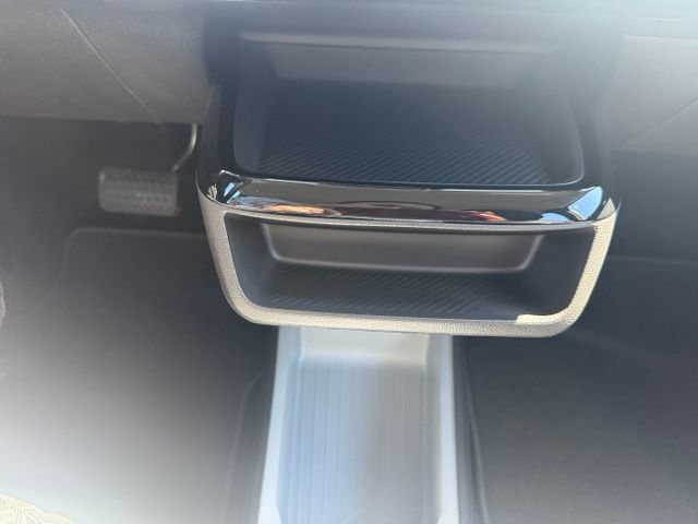 2027 Chevrolet Bolt LT - Photo 25