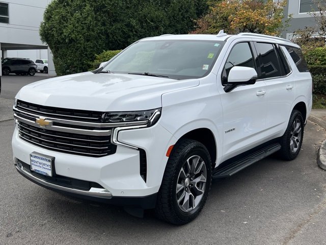 2022 Chevrolet Tahoe LT photo 3