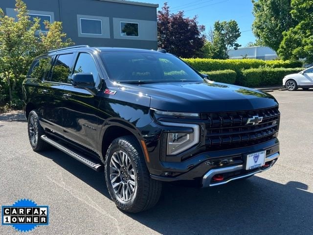 2025 Chevrolet Suburban Z71 4WD's photo