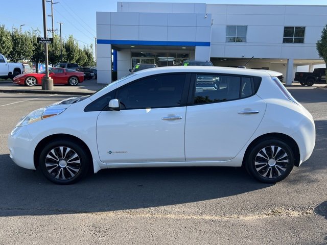 2014 Nissan Leaf S photo 4
