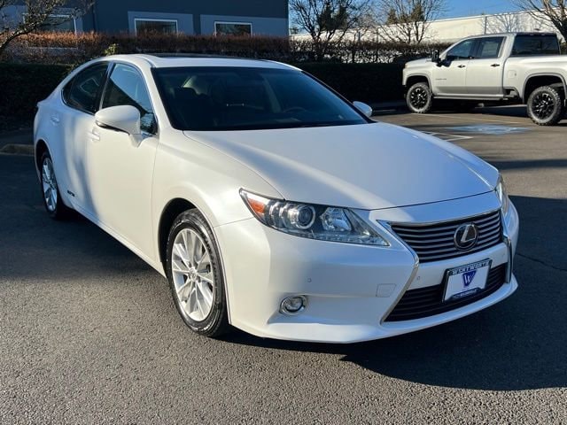 2015 Lexus ES 300h