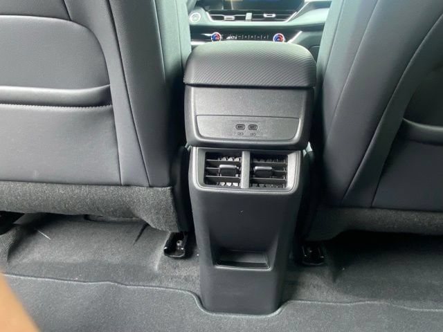 2027 Chevrolet Equinox LT - Photo 14