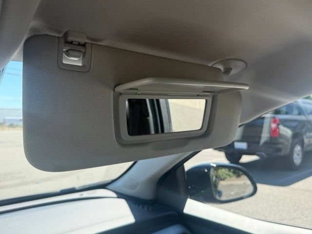 2027 Chevrolet Bolt LT - Photo 29