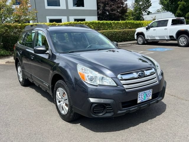 2013 Subaru Outback 2.5i PZEV's photo