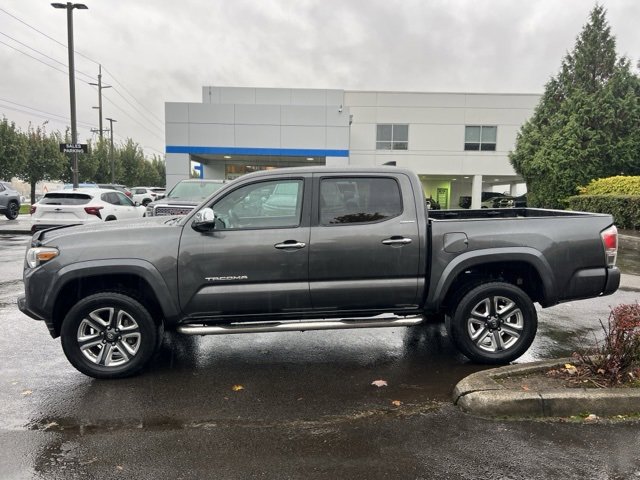 2016 Toyota Tacoma Limited photo 4