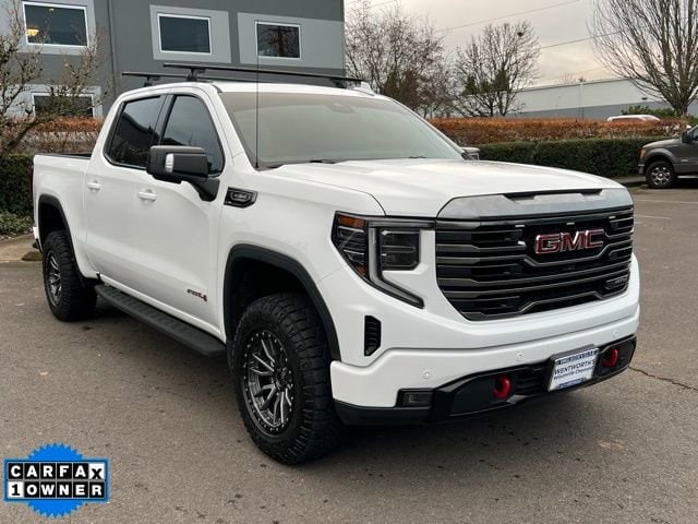 2022 GMC Sierra 1500 AT4's photo