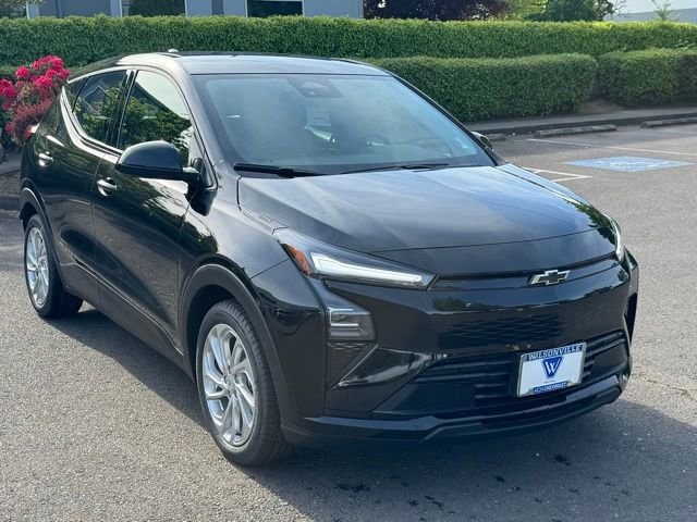 2027 Chevrolet Bolt EV LT Auto's photo