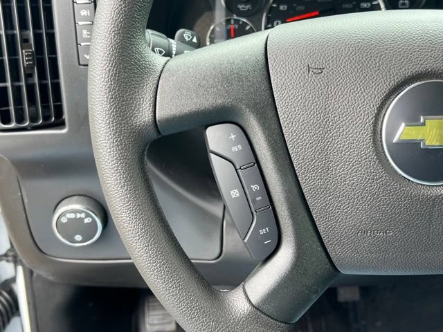 2026 Chevrolet Express Cargo Work Van - Photo 17