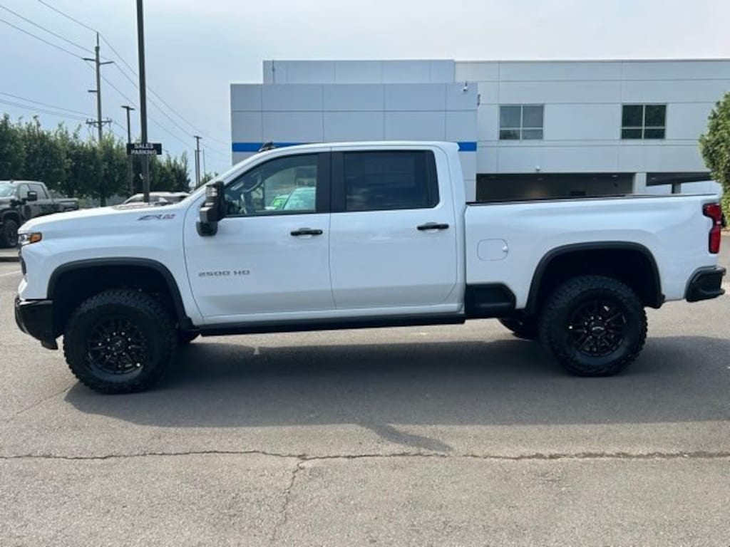 New 2025 Chevrolet Silverado 2500 HD ZR2 Truck