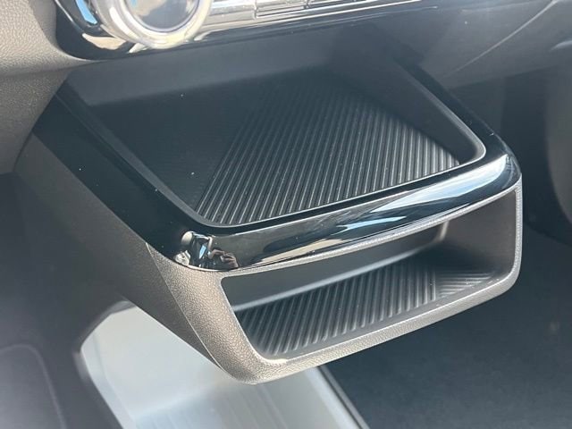 2027 Chevrolet Bolt LT - Photo 28