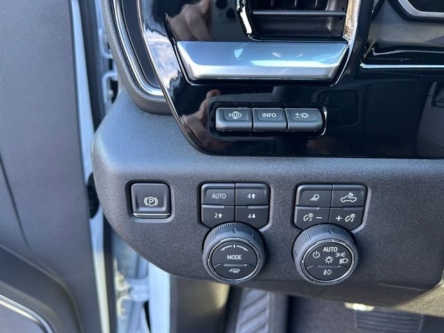 2026 Chevrolet Silverado 2500 HD High Country - Photo 19