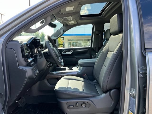 2026 Chevrolet Silverado 2500 HD LTZ - Photo 18