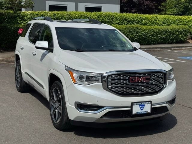 2018 GMC Acadia Denali AWD's photo
