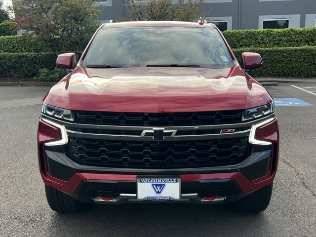 2021 Chevrolet Suburban Z71 photo 2