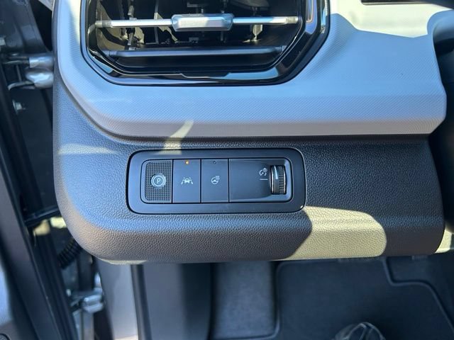 2027 Chevrolet Bolt RS - Photo 17