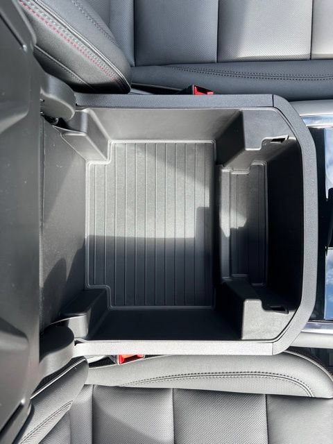 2026 Chevrolet Suburban RST - Photo 34