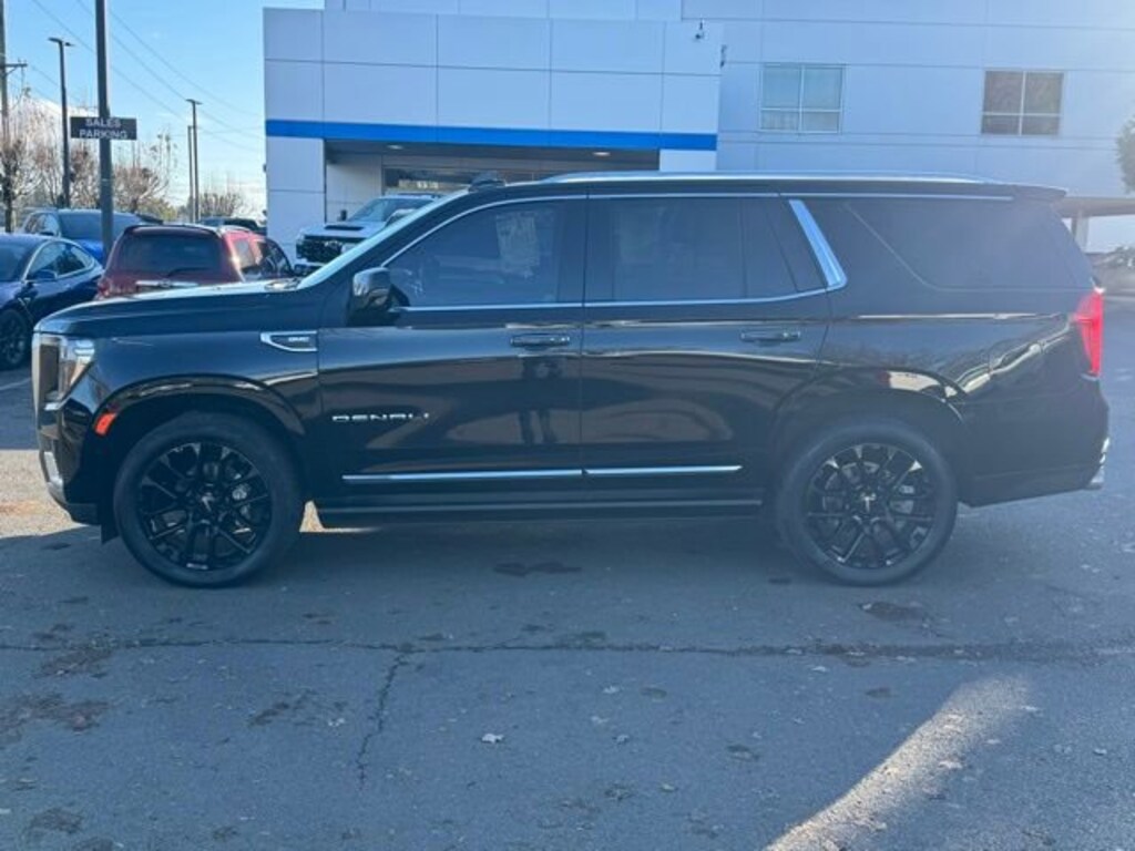 Used 2022 GMC Yukon Denali SUV