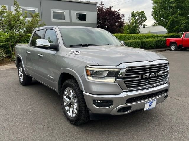 2020 RAM 1500 Laramie 4x4 Crew Cab 5'7's photo
