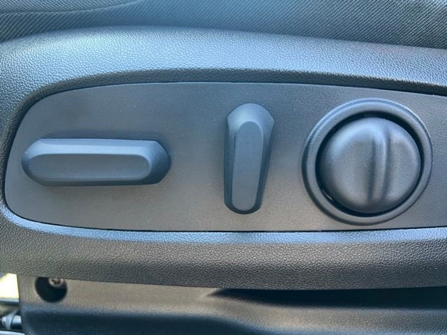 2027 Chevrolet Bolt LT - Photo 20