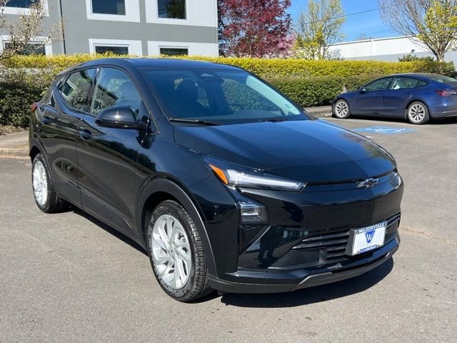 2027 Chevrolet Bolt EV LT Auto's photo