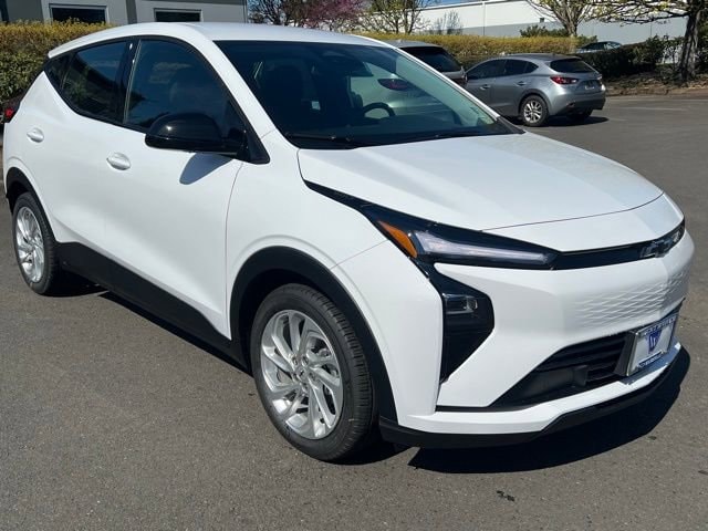 2027 Chevrolet Bolt EV LT Auto's photo