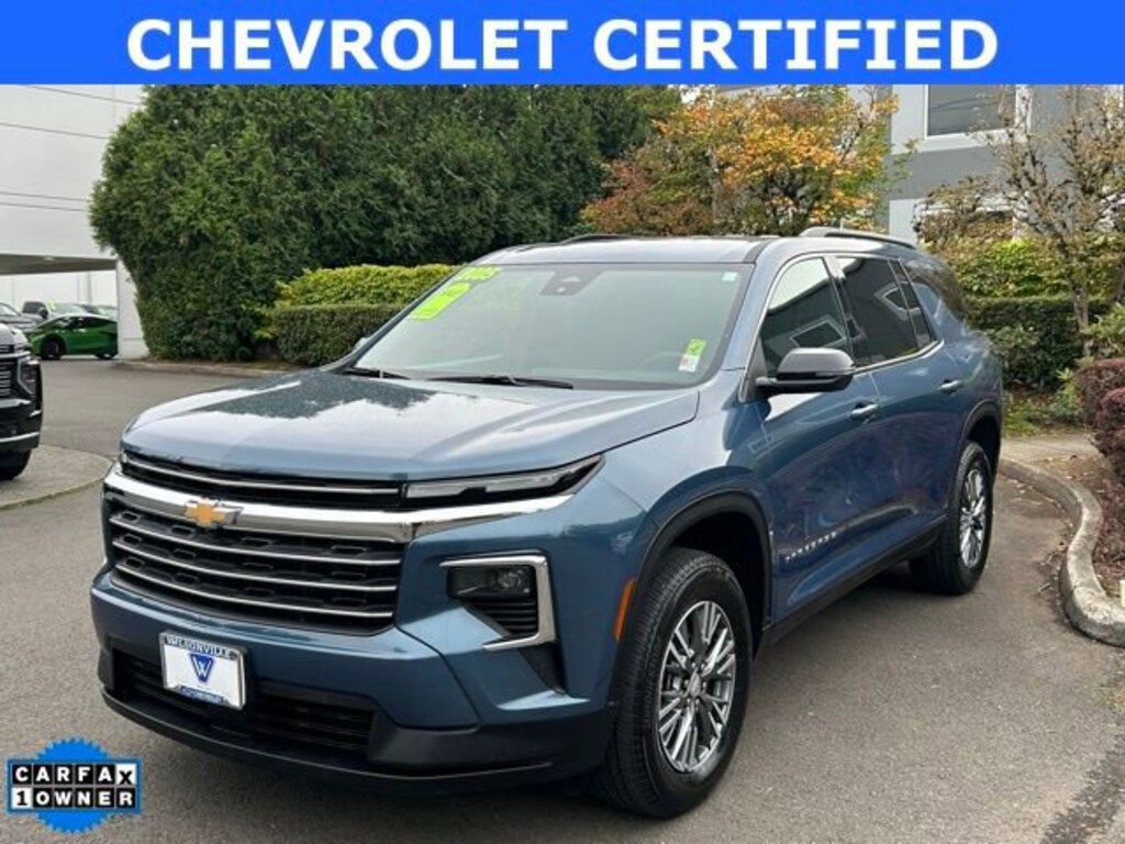 Certified 2025 Chevrolet Traverse LT SUV