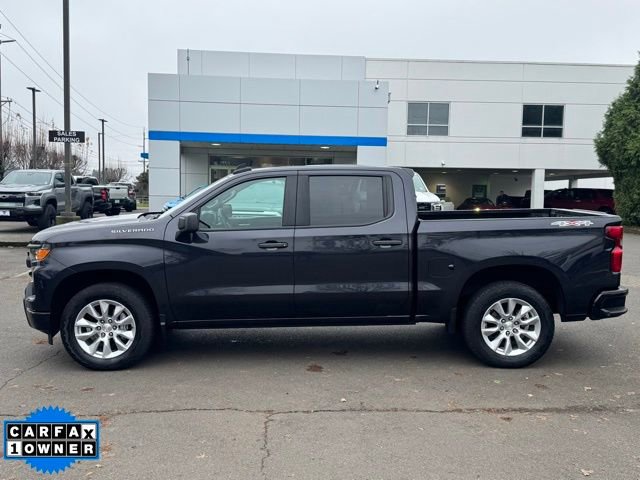 2023 Chevrolet Silverado Custom photo 4