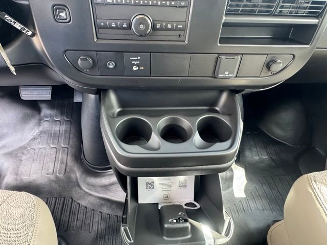 2026 Chevrolet Express Cargo Work Van - Photo 22