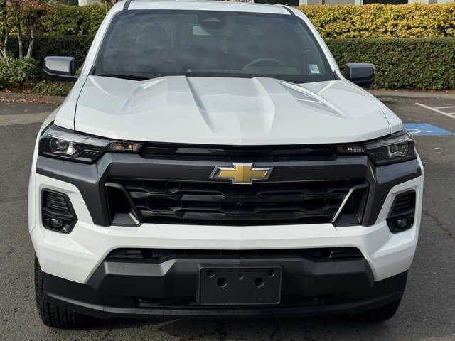 2026 Chevrolet Colorado LT photo 2