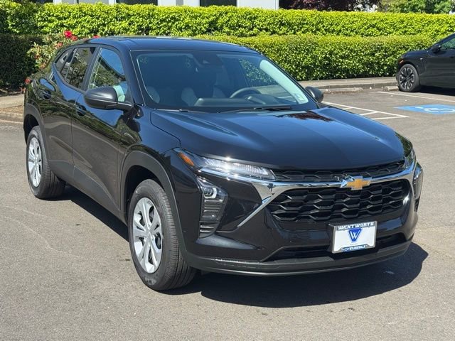 2026 Chevrolet Trax LS's photo