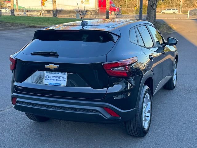 2026 Chevrolet Trax LS - Photo 7
