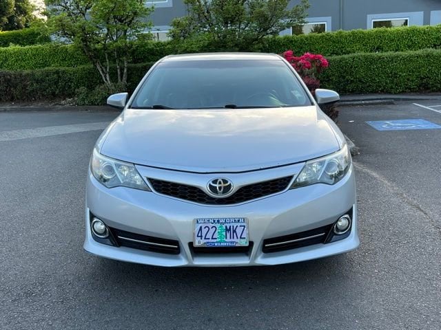 Used 2013 Toyota Camry SE with VIN 4T1BF1FK6DU679126 for sale in Wilsonville, OR