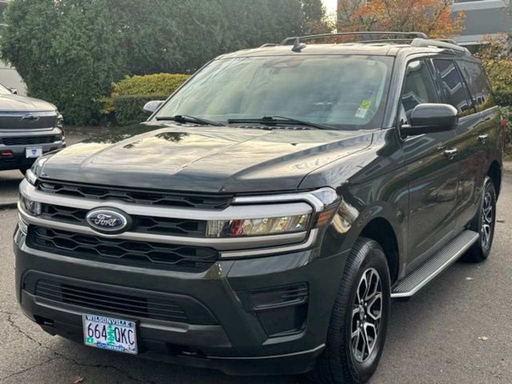 Used 2023 Ford Expedition XLT SUV