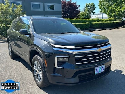 2025 Chevrolet Traverse LT SUV
