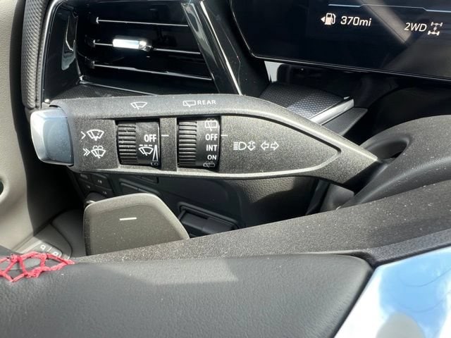 2026 Chevrolet Suburban RST - Photo 26