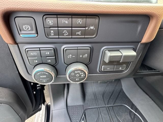2026 Chevrolet Tahoe High Country - Photo 17