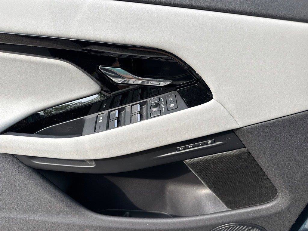 2026 Land Rover Range Rover Evoque S - Photo 9