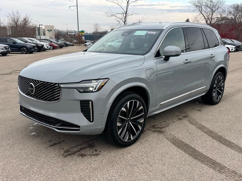 Used 2026 Volvo XC90 plug-in hybrid T8 Plus SUV