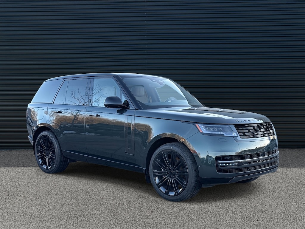 New 2026 Land Rover Range Rover SE SUV