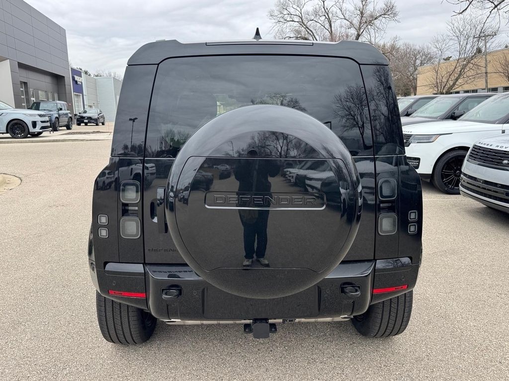 New 2026 Land Rover Defender 110 X-Dynamic SE SUV