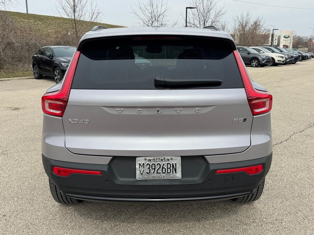 Used 2026 Volvo XC40 B5 Plus SUV